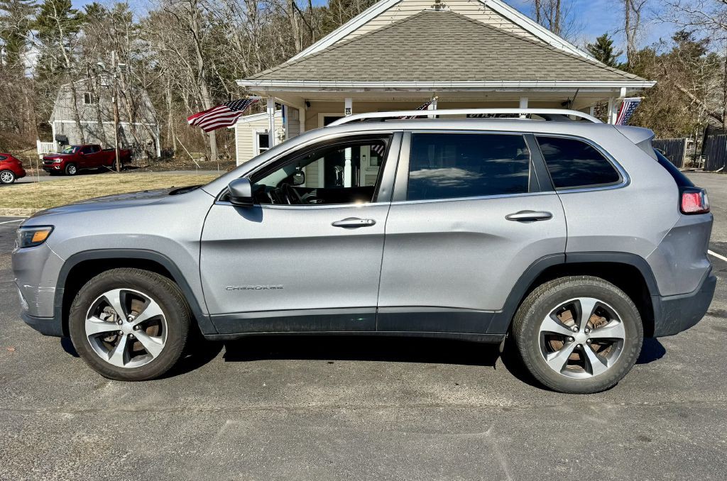 2019 Jeep Cherokee Image 8