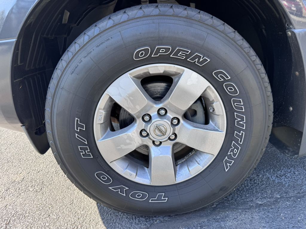 2012 Nissan Frontier Image 13