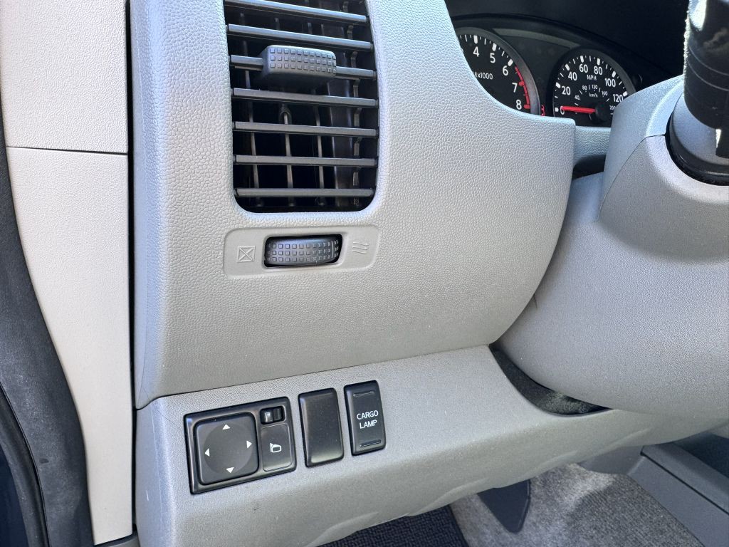 2012 Nissan Frontier Image 16