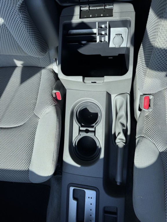 2012 Nissan Frontier Image 22