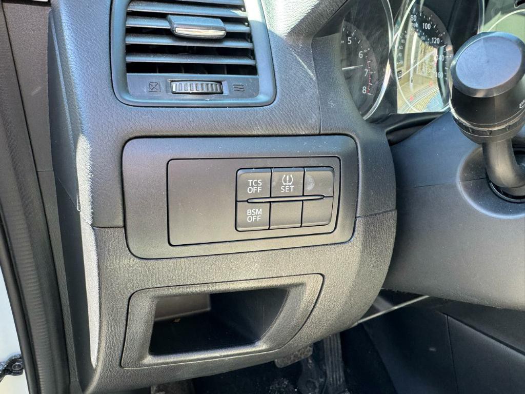 2014 Mazda CX-5 Image 17