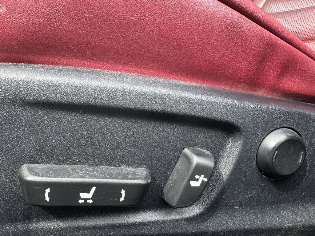 2014 Lexus IS 250 Image 16