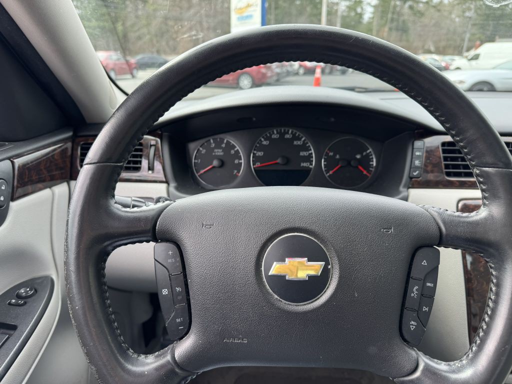 2013 Chevrolet Impala Image 17