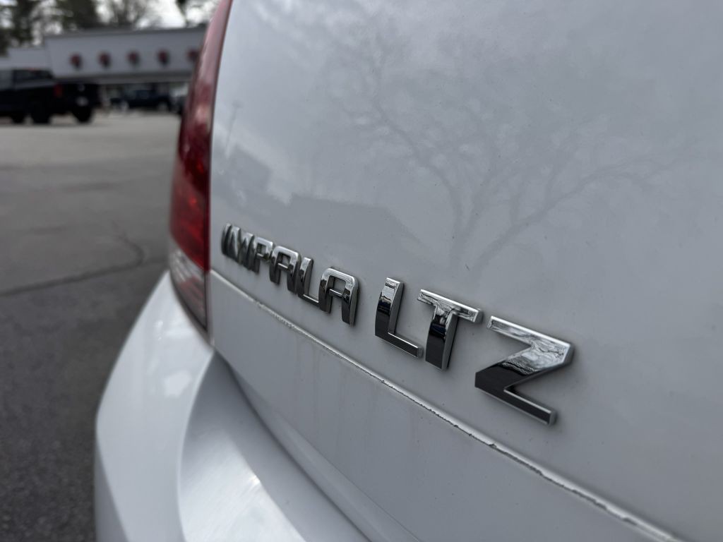 2013 Chevrolet Impala Image 25