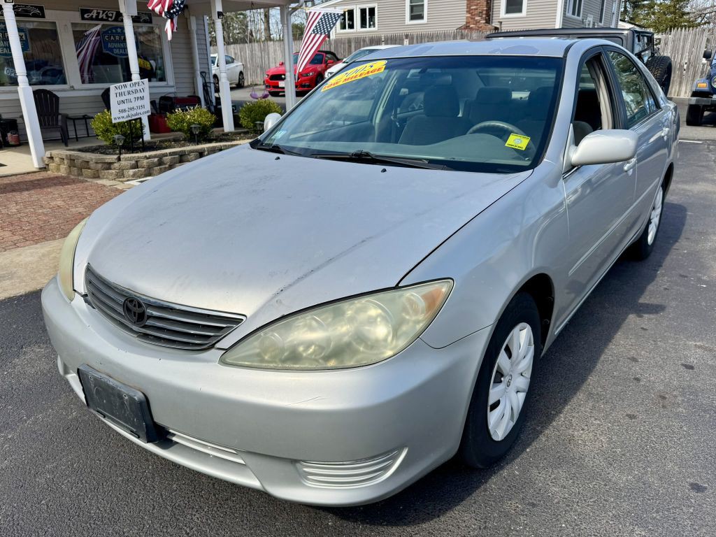 2005 Toyota Camry Image 1