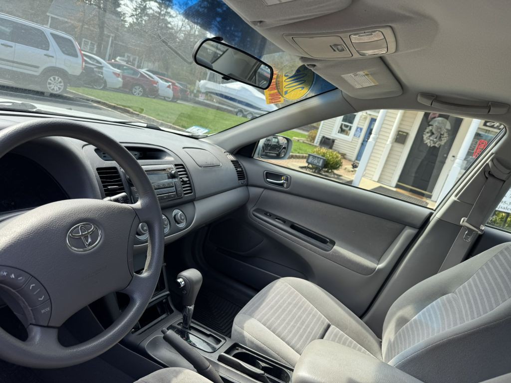 2005 Toyota Camry Image 9