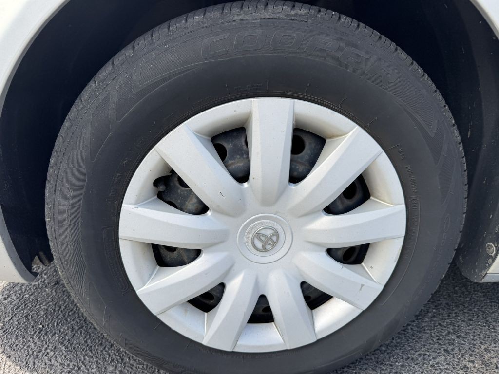 2005 Toyota Camry Image 13
