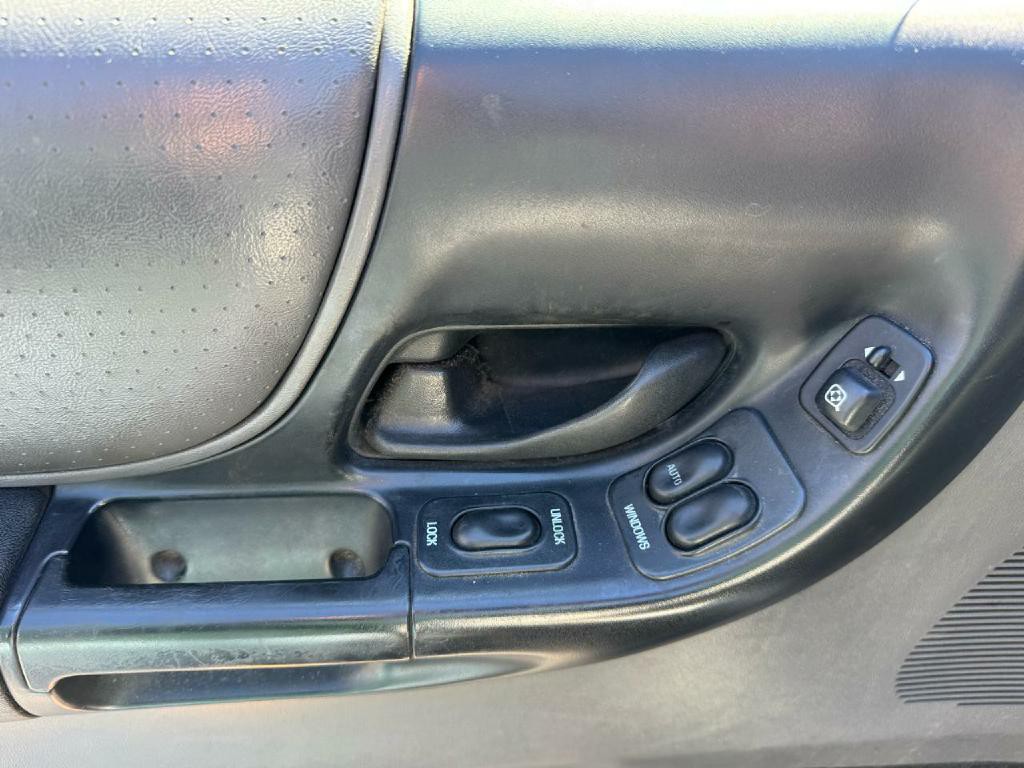2001 Ford Ranger Image 14