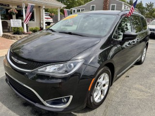Image for 2017 Chrysler Pacifica Touring-l ID: 7374450