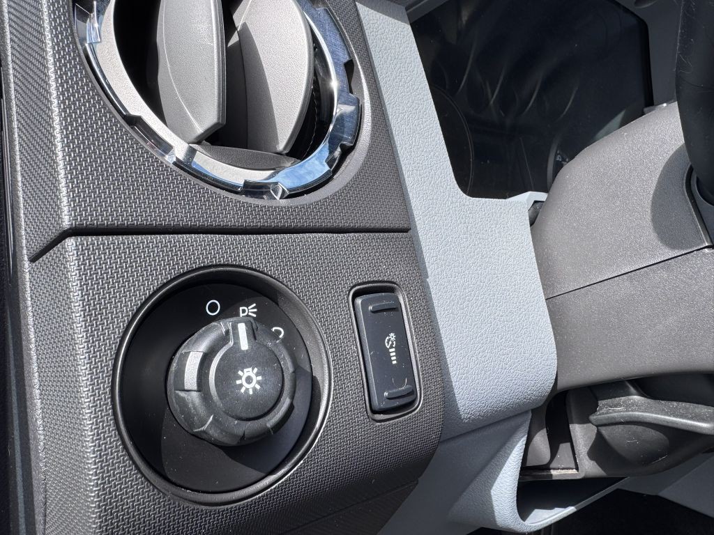 2014 Ford F-350 Image 17