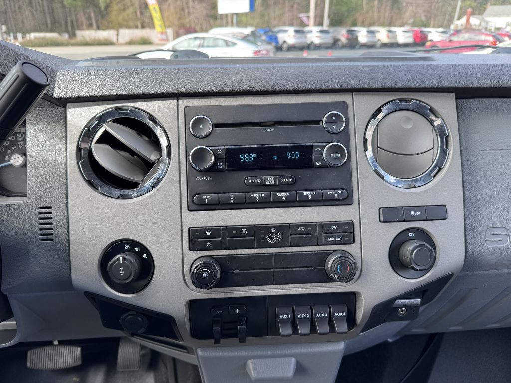 2014 Ford F-350 Image 20