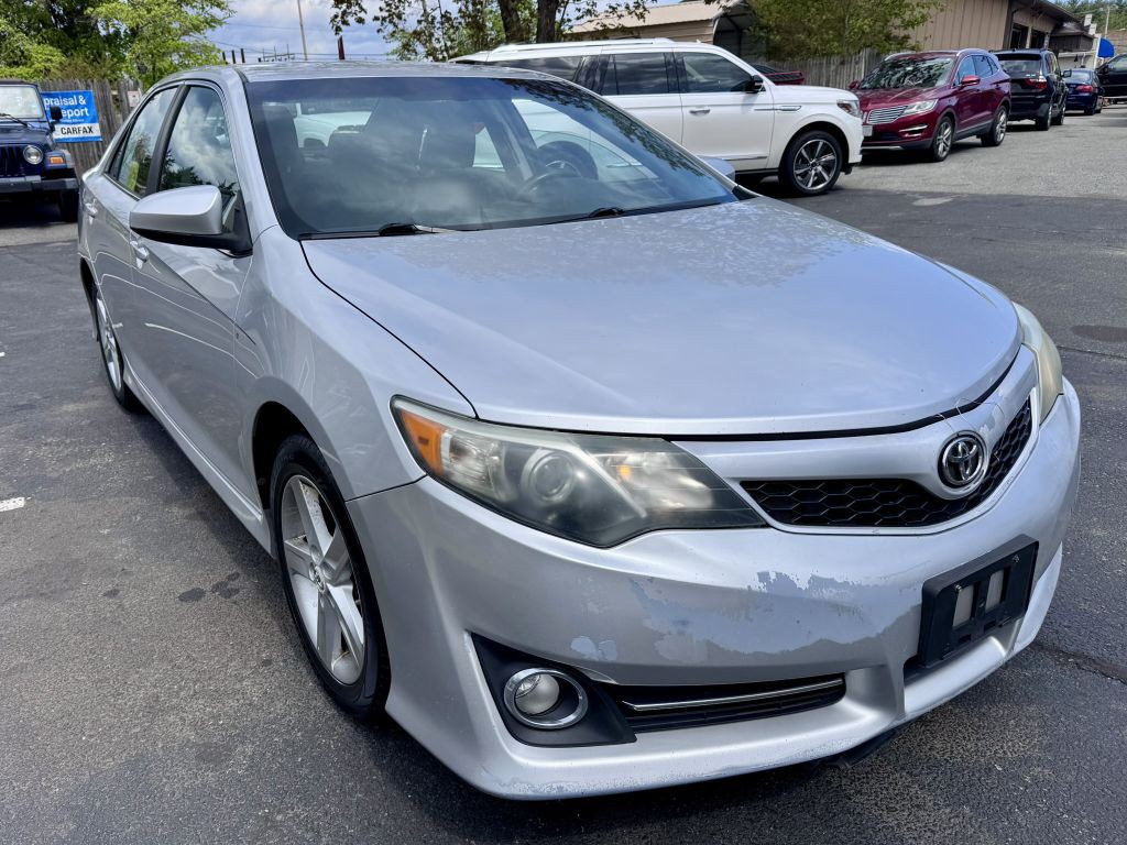 2013 Toyota Camry Image 3