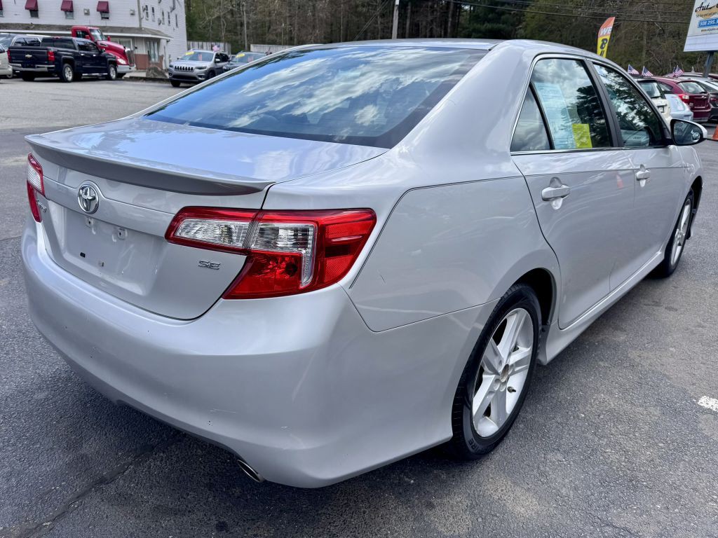 2013 Toyota Camry Image 5