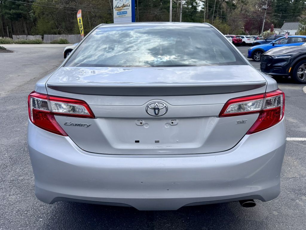 2013 Toyota Camry Image 6