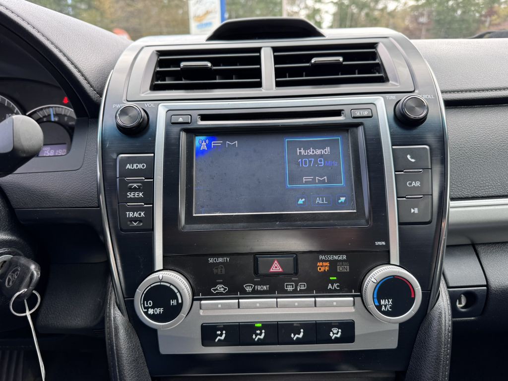 2013 Toyota Camry Image 20
