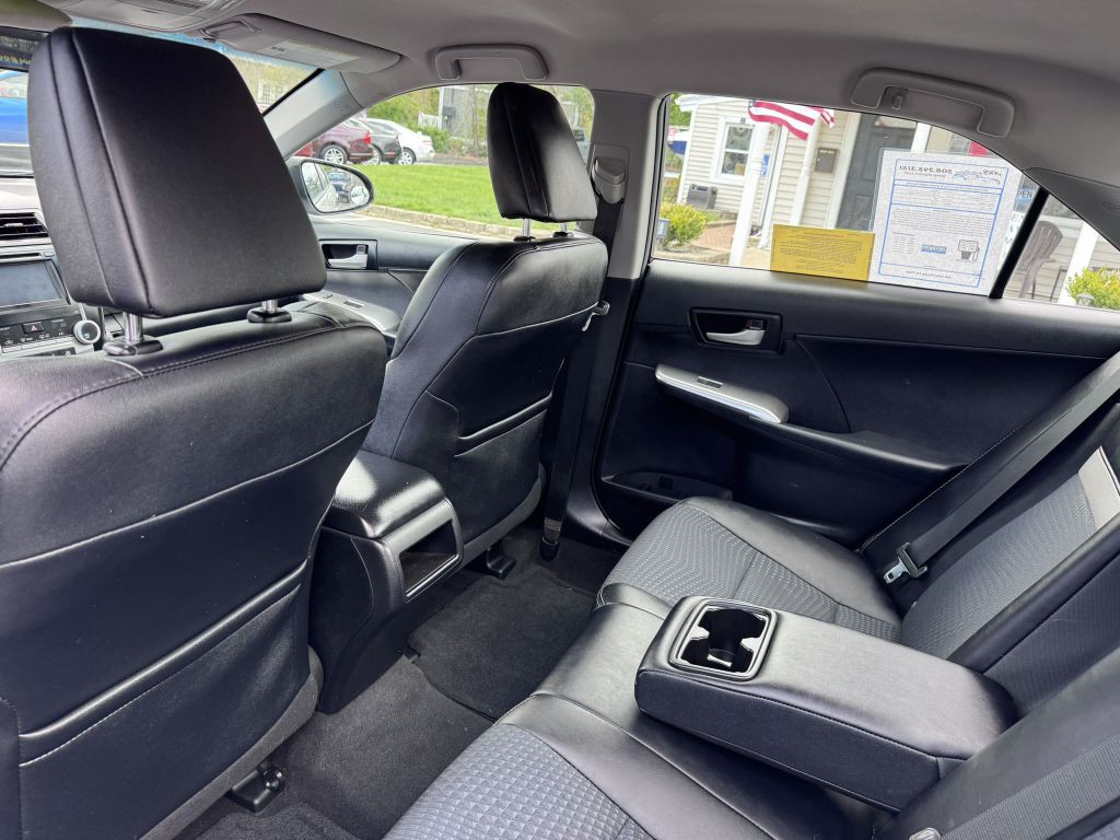 2013 Toyota Camry Image 23