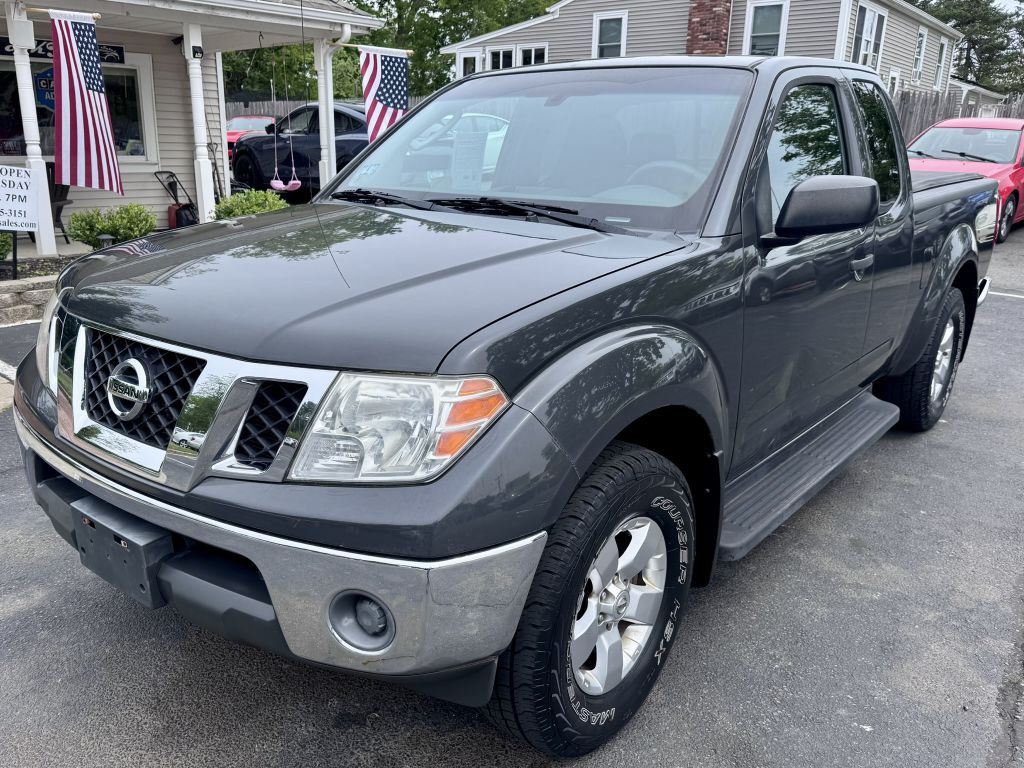 2010 Nissan Frontier Image 1