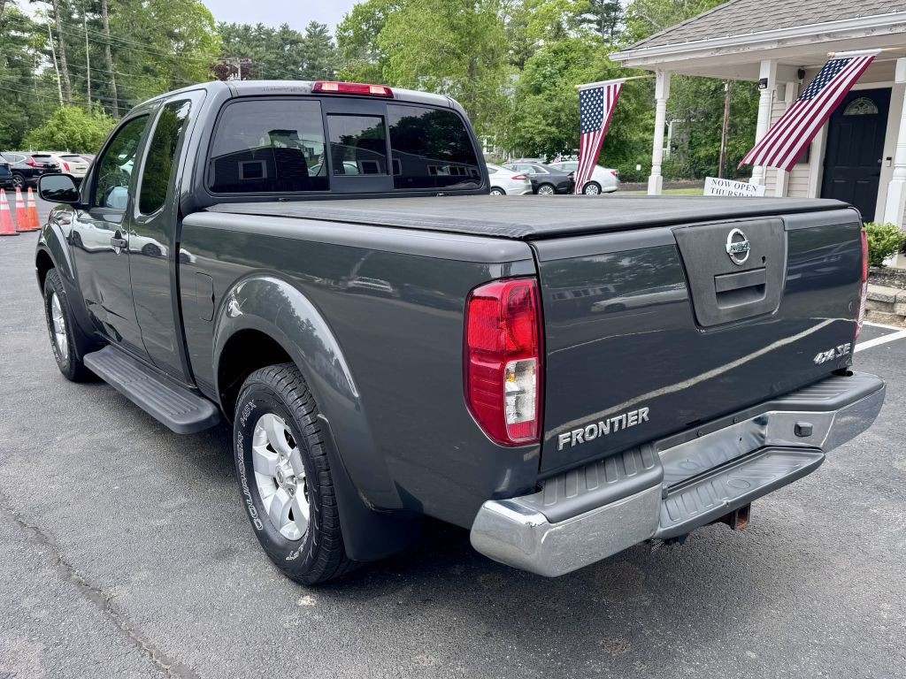 2010 Nissan Frontier Image 5