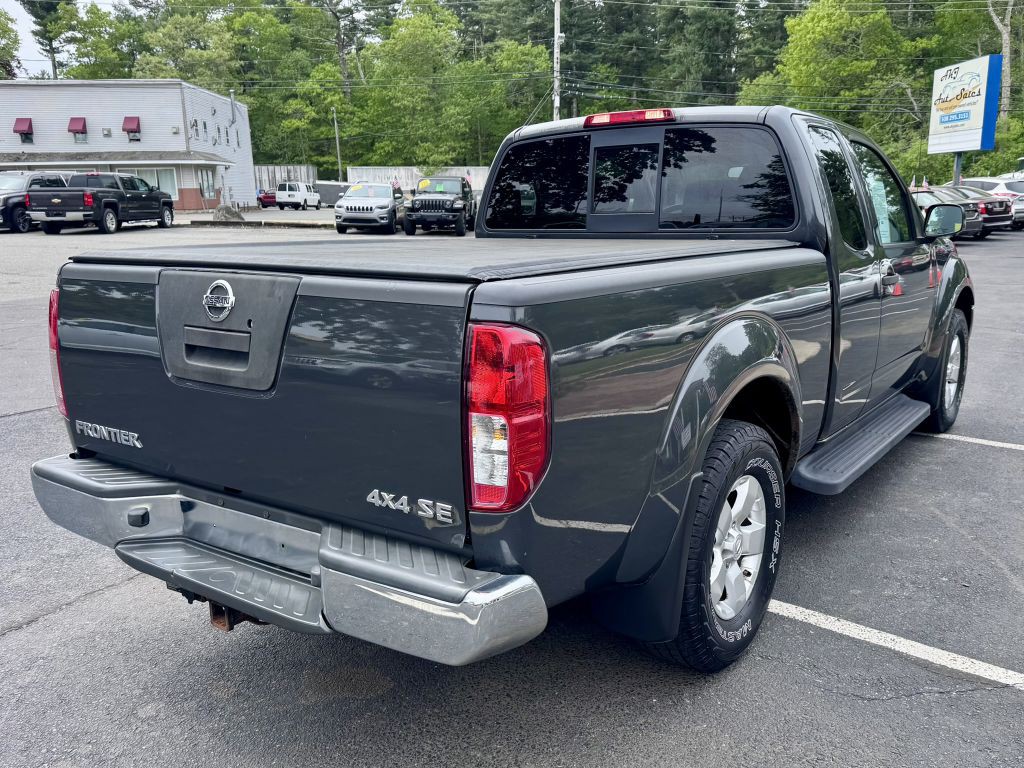 2010 Nissan Frontier Image 6