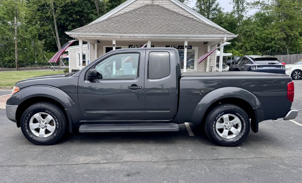 2010 Nissan Frontier Image 7