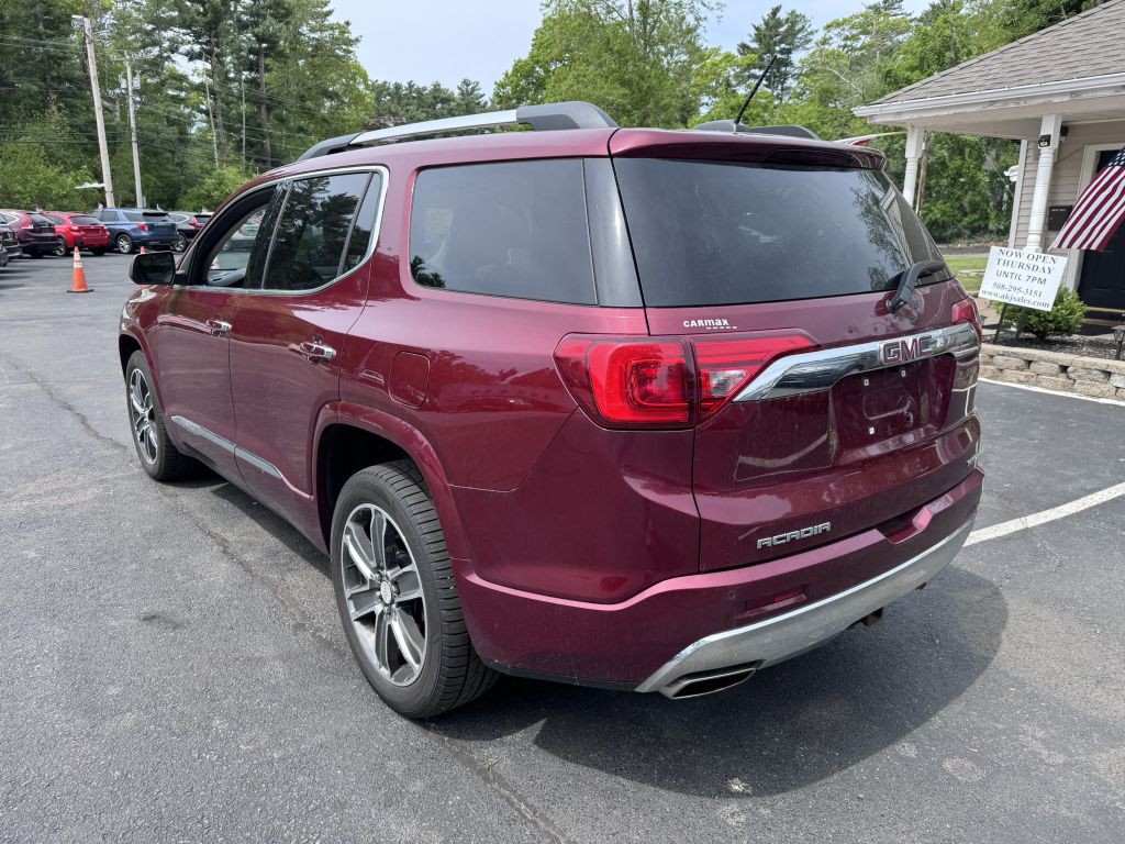 2017 GMC Acadia Image 6