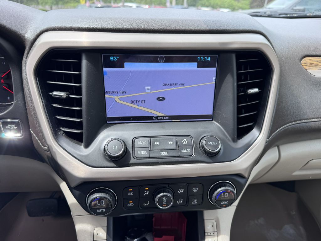 2017 GMC Acadia Image 20