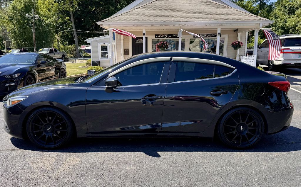2017 Mazda Mazda3 Image 4