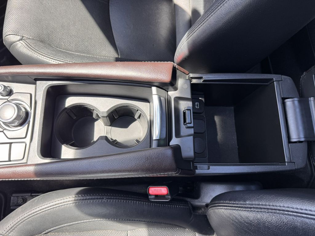 2017 Mazda Mazda3 Image 25