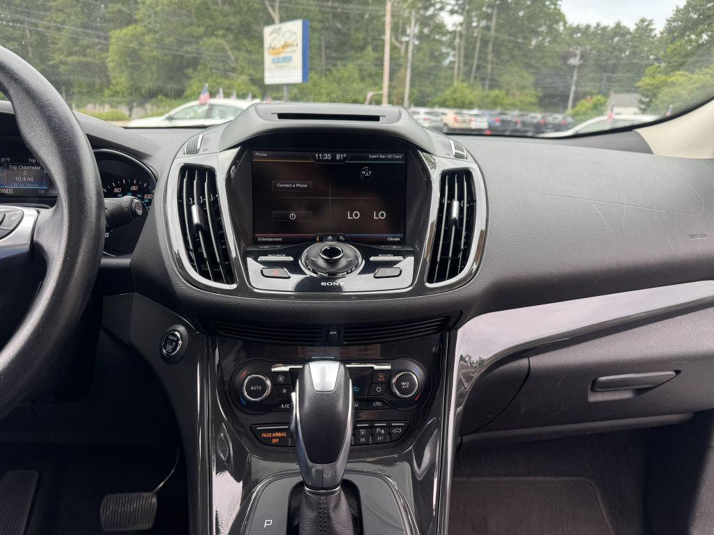 2015 Ford Escape Image 20