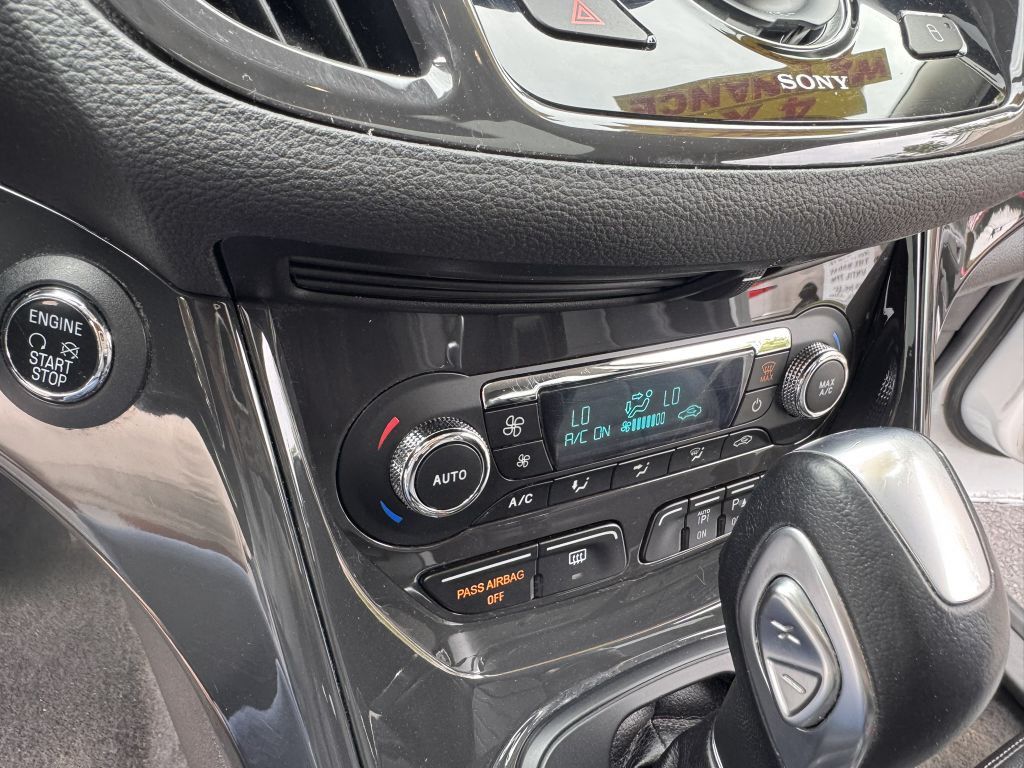2015 Ford Escape Image 22