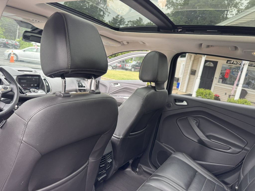 2015 Ford Escape Image 28