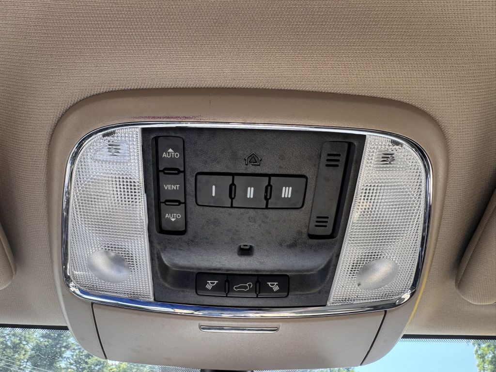 2017 Jeep Grand Cherokee Image 26