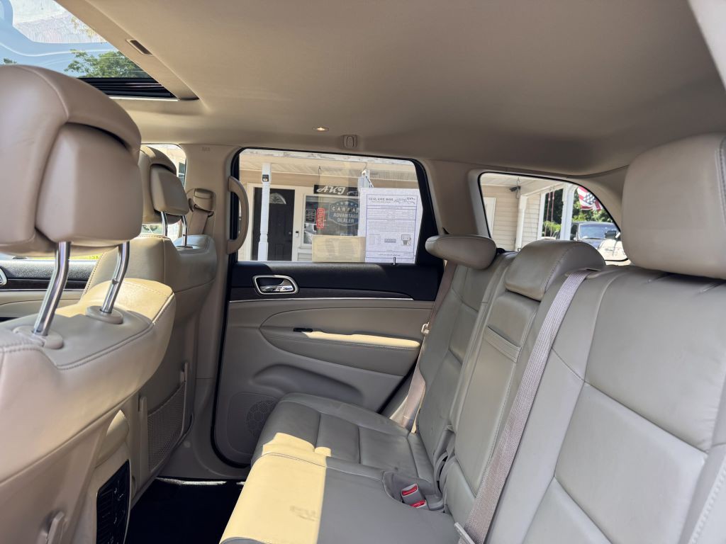 2017 Jeep Grand Cherokee Image 29