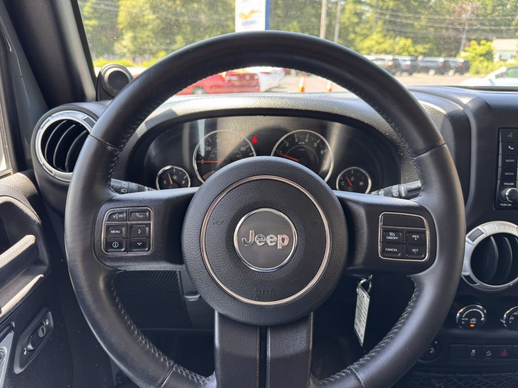 2014 Jeep Wrangler Unlimited Image 17
