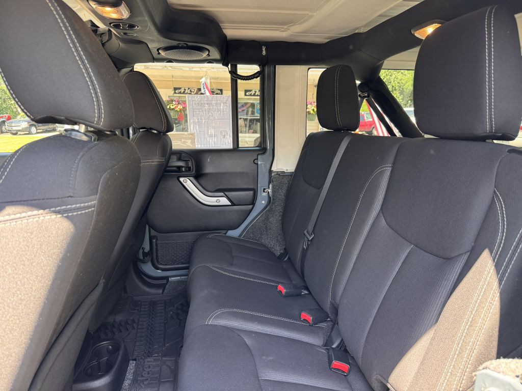 2014 Jeep Wrangler Unlimited Image 25
