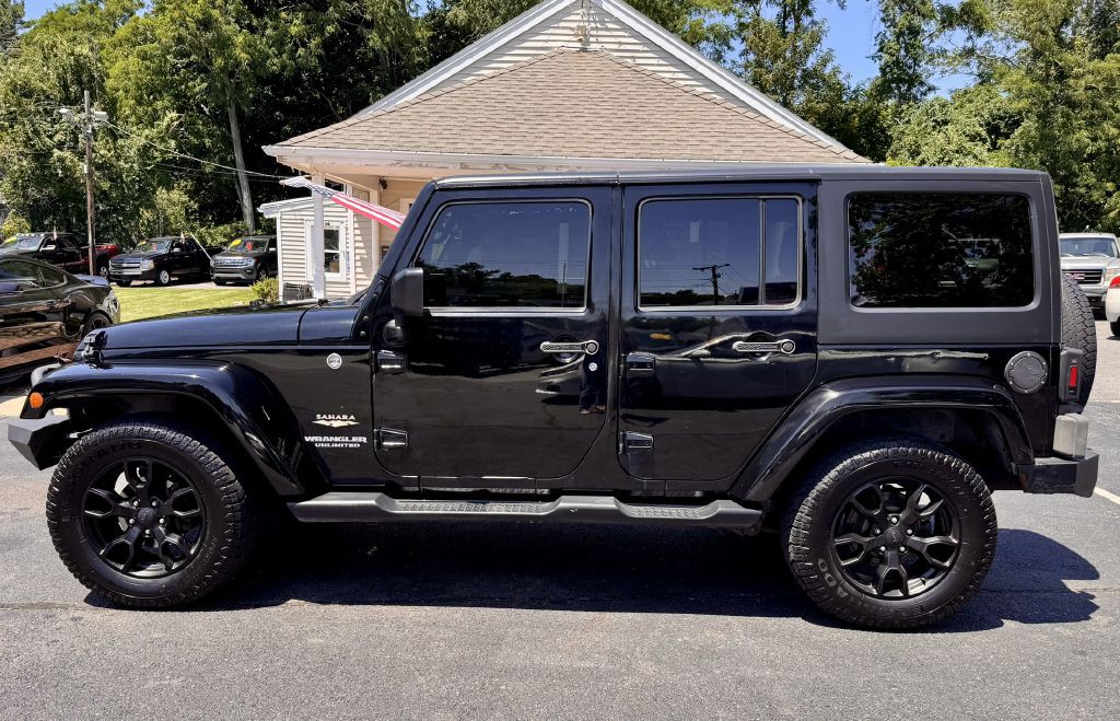 2013 Jeep Wrangler Unlimited Image 8