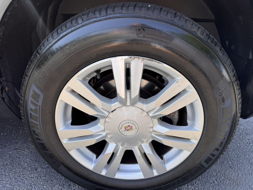 2010 Cadillac SRX Image 14
