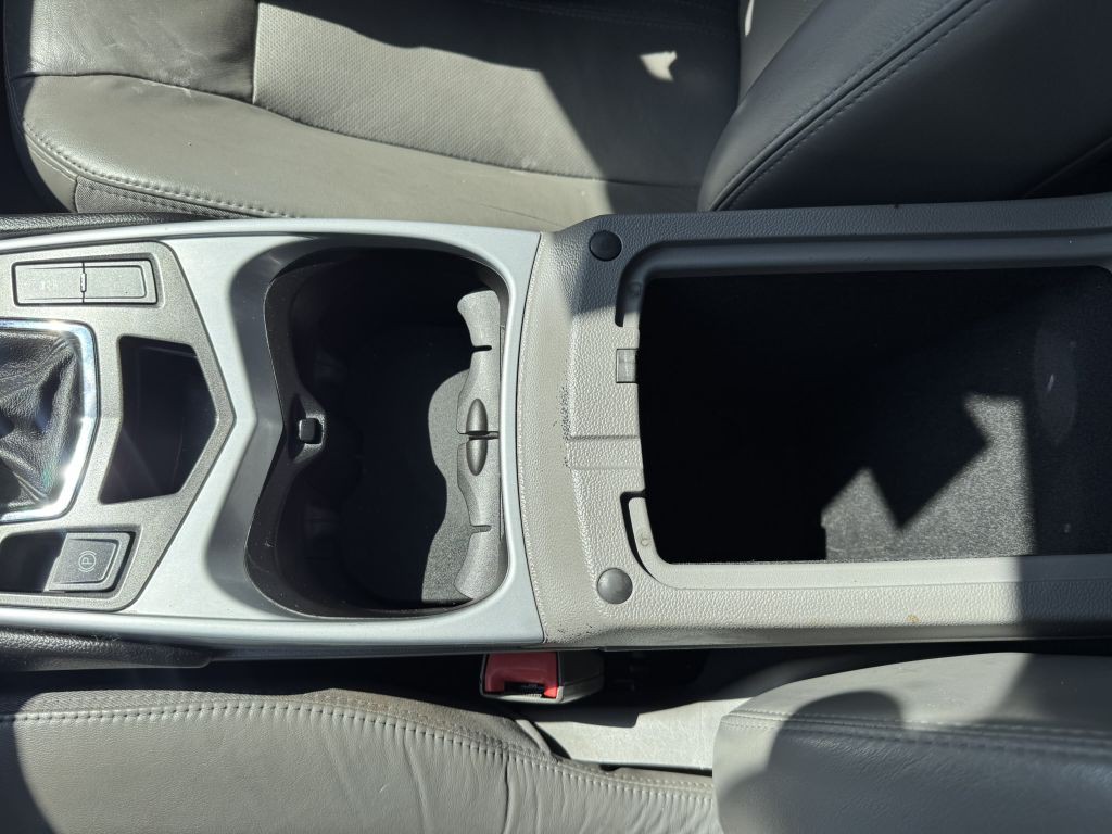 2010 Cadillac SRX Image 23