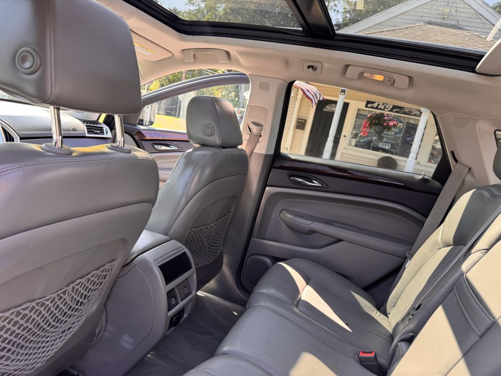 2010 Cadillac SRX Image 27