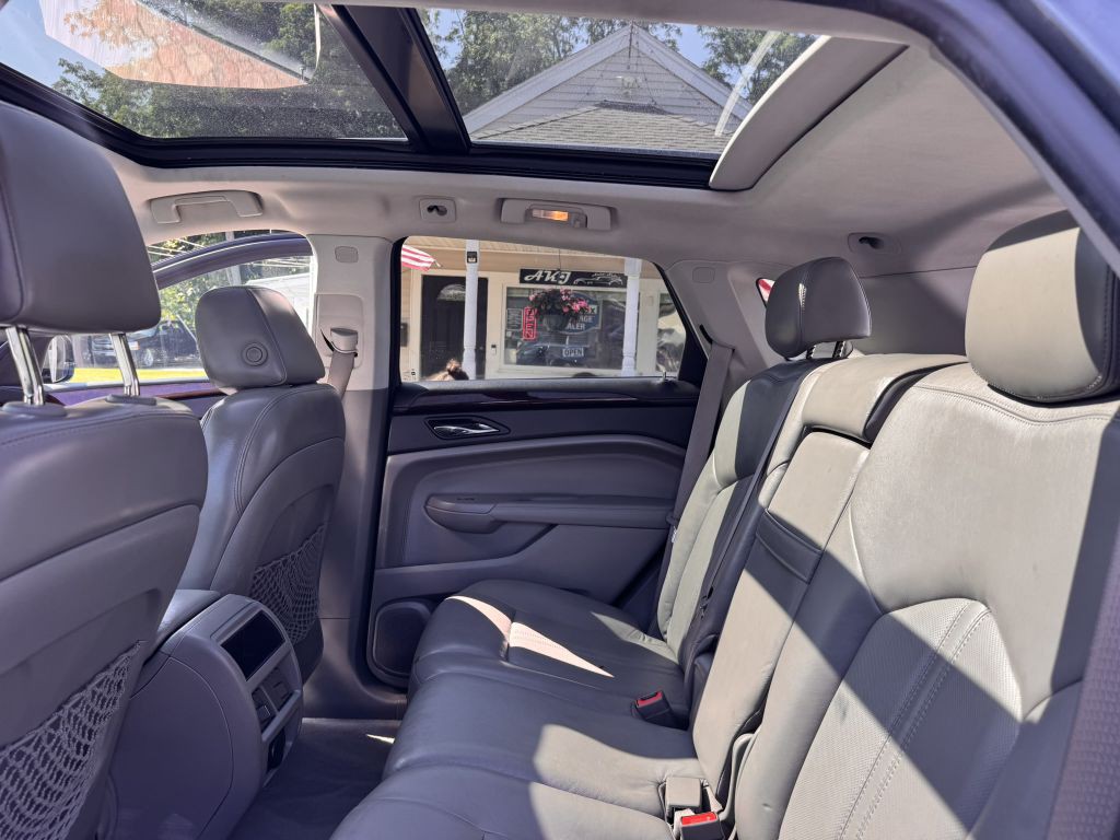 2010 Cadillac SRX Image 28