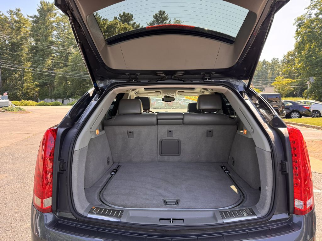 2010 Cadillac SRX Image 29