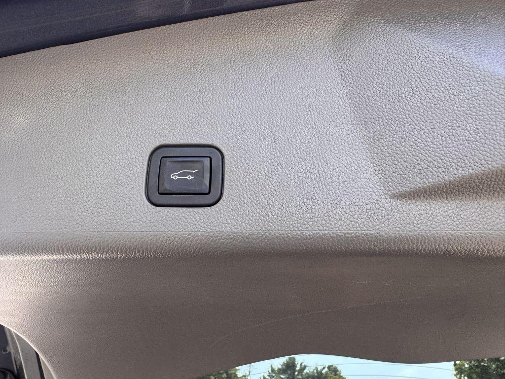2010 Cadillac SRX Image 30