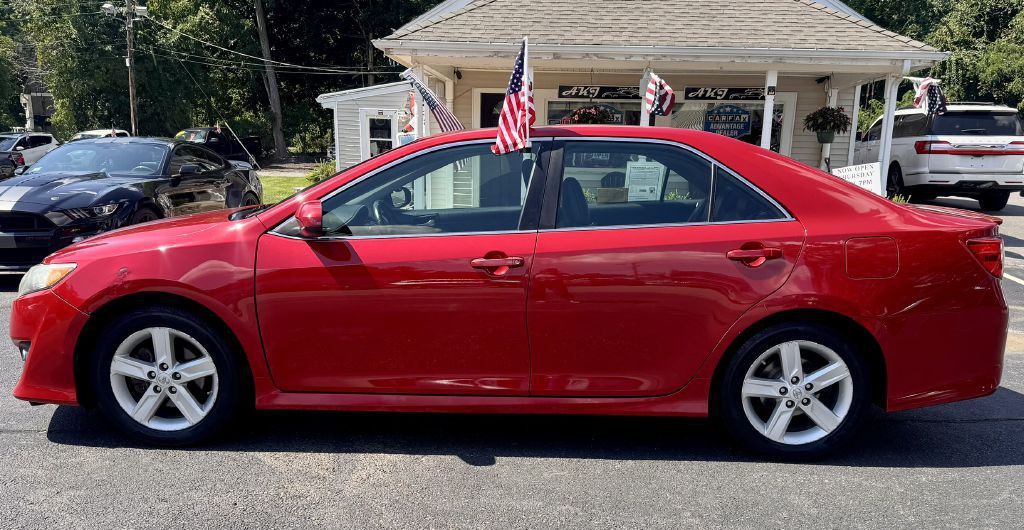 2013 Toyota Camry Image 7