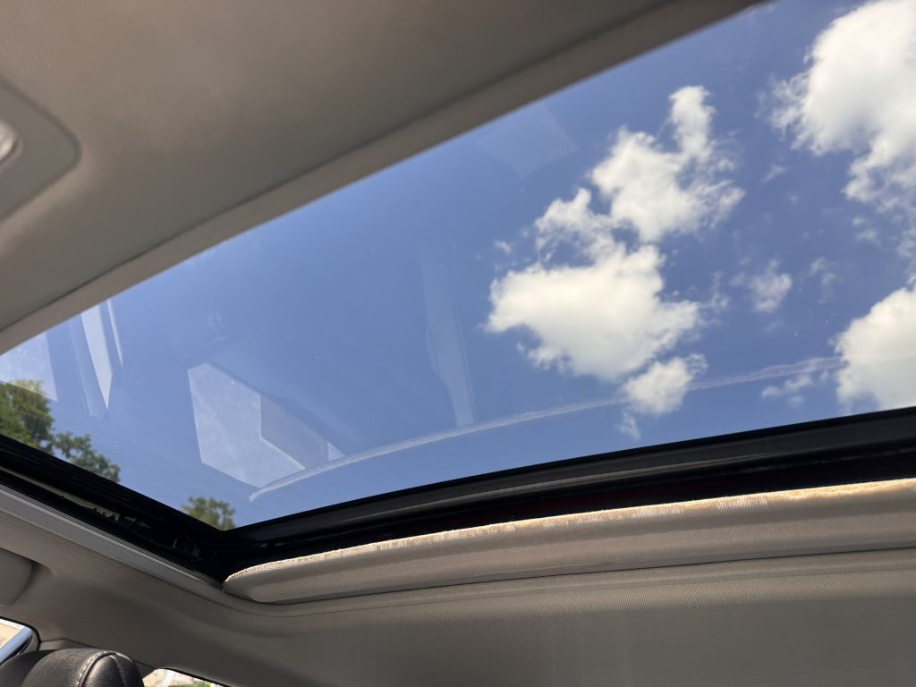 2013 Toyota Camry Image 22