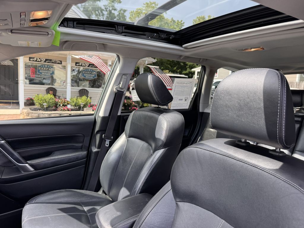 2017 Subaru Forester Image 7