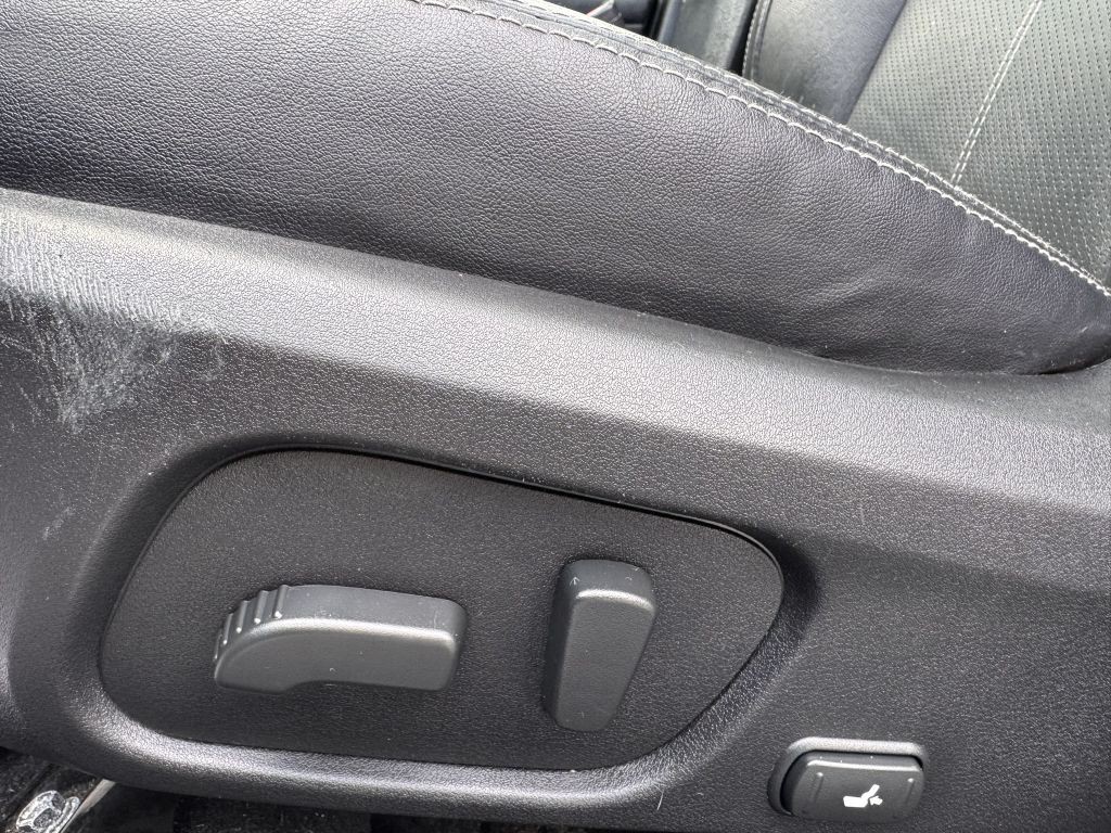 2017 Subaru Forester Image 13