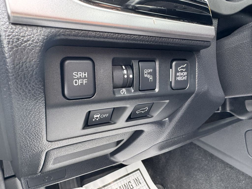 2017 Subaru Forester Image 14