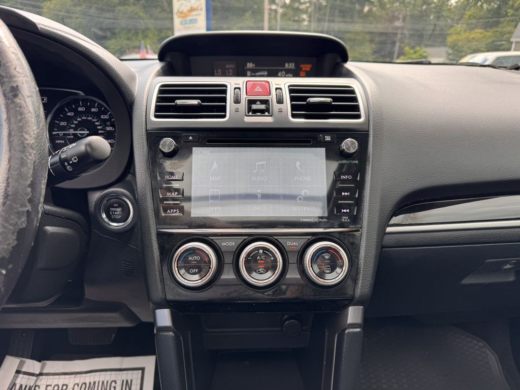 2017 Subaru Forester Image 17