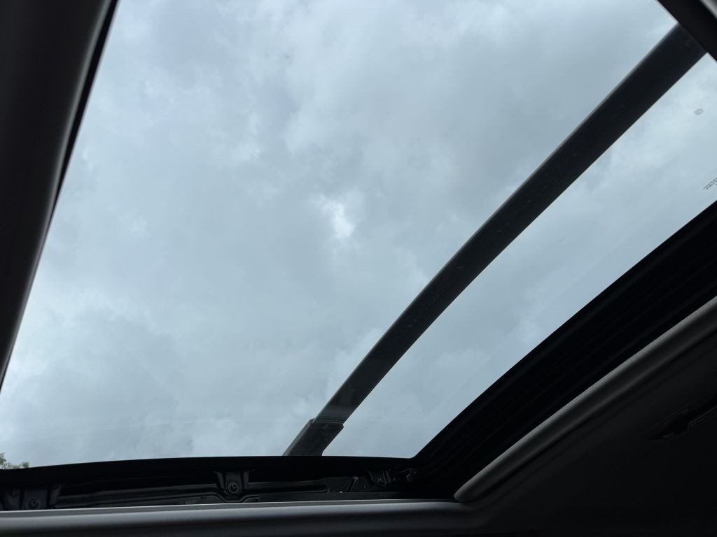 2017 Subaru Forester Image 24