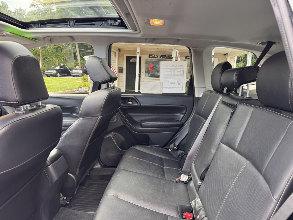 2017 Subaru Forester Image 26